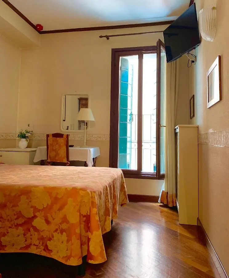 Hotel La Calcina Italy
