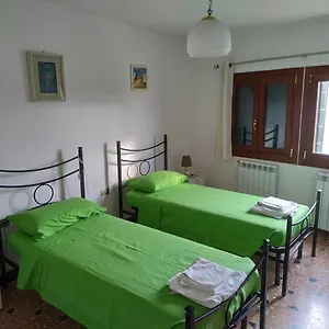 https://guizzo-apartment-venezia.hotelinveneto.com