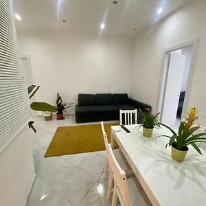 https://marechiaro-apartments.sicilyhotelsitaly.net
