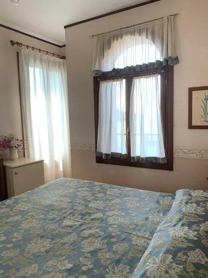 Hotel La Calcina Velence 3*,